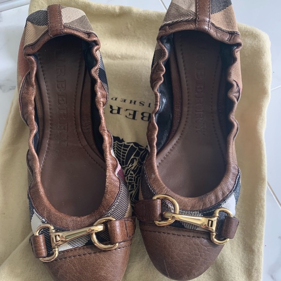 Burberry Shoes - Burberry ballerina